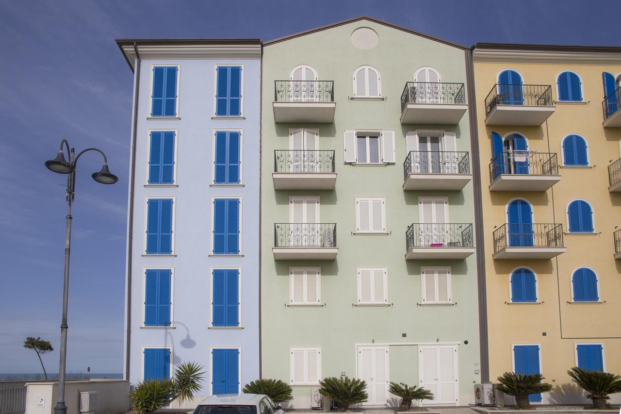 Rooms A Due Passi Dal Mare Porto Recanati Exterior photo